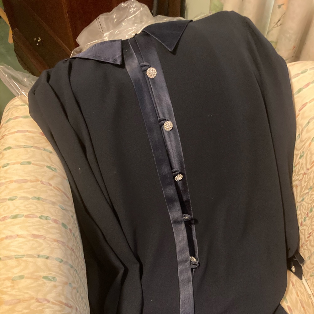 3 x pant dress suit